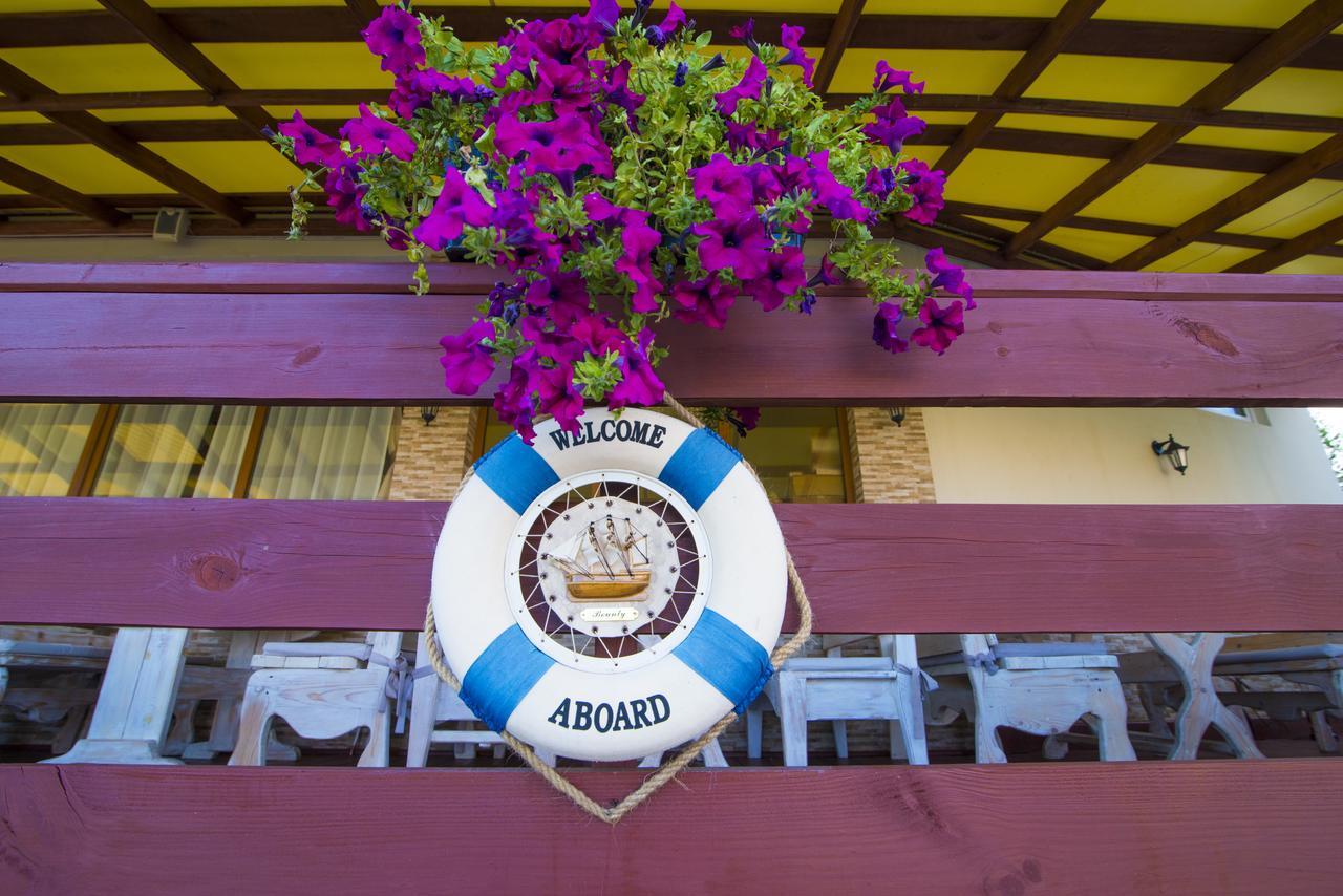 Kovcheg Hotel Zatoka Dış mekan fotoğraf